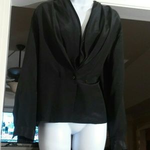 Beautiful Sarah Taylor ladies blouse.